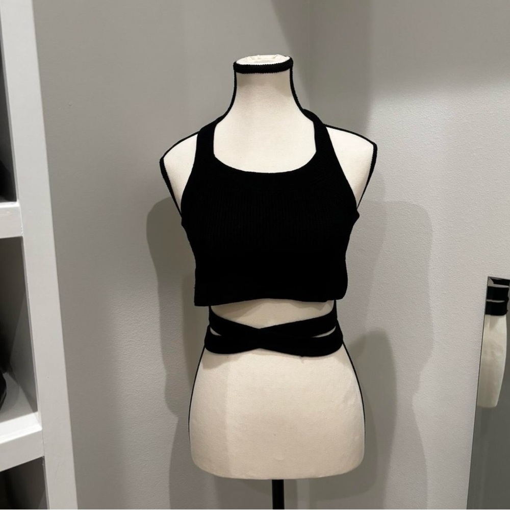 Aritzia Wilfred Black Strappy Bandage Top Size Small